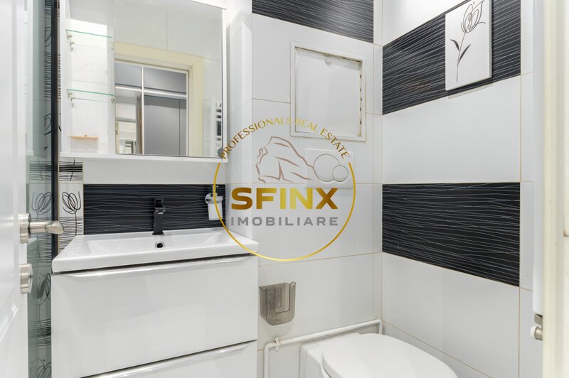 Piata Universitatii, Bloc Dunarea, apartament 4 camere.