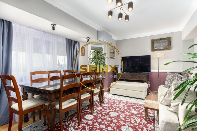 Piata Universitatii, Bloc Dunarea, apartament 4 camere.